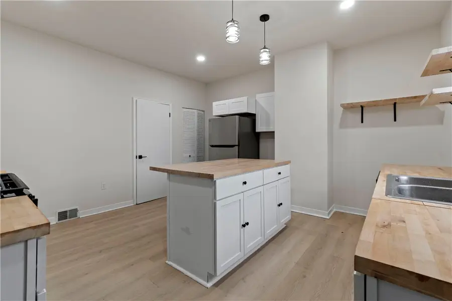 2616 Milburn St, McKeesport, PA 15132 - Image #3