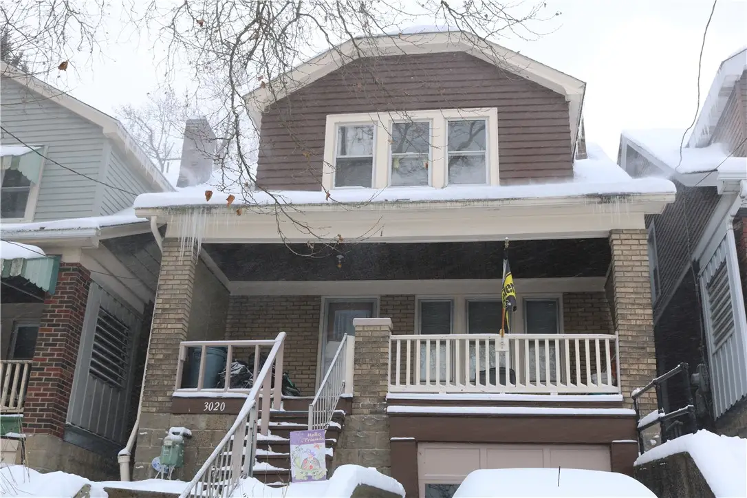 3020 Elroy Ave, Brentwood, PA 15227 - Image #1