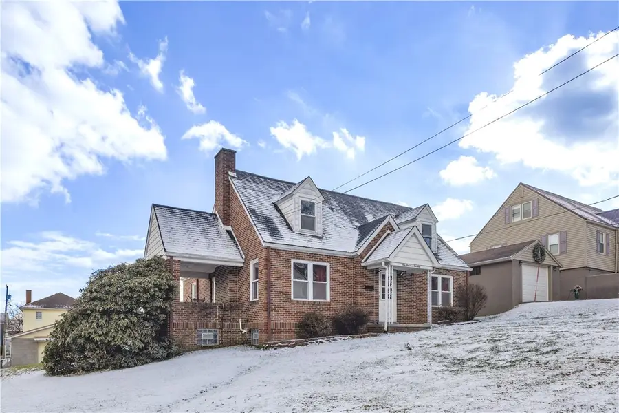 114 S 8th St, Youngwood, PA 15697 - Image #2