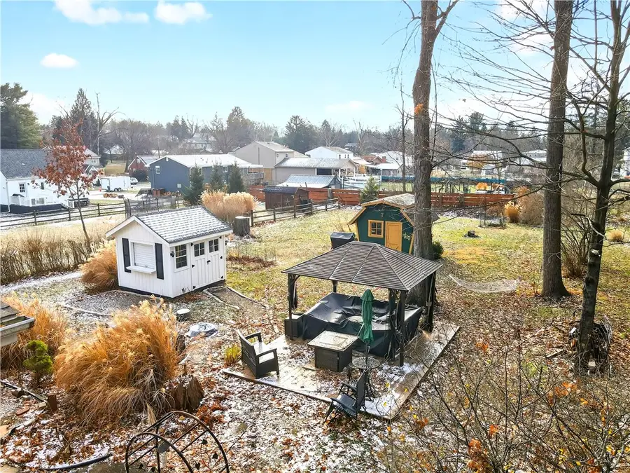 205 Hartle Rd, Glenshaw, PA 15116 - Image #3