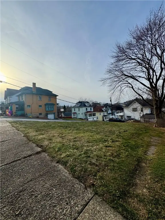 401 N 3rd St, Jeannette, PA 15644 - Image #3