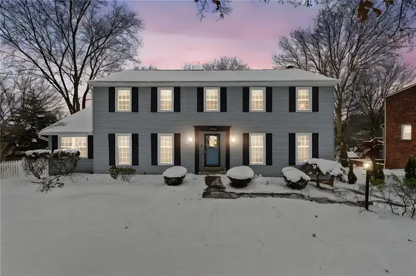 1756 Taper Drive, Upper St Clair, PA 15241