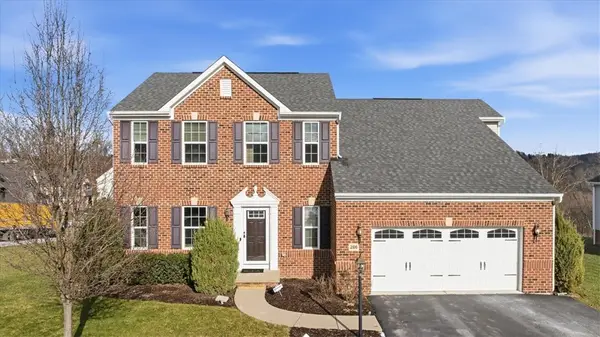 286 Buckingham Dr, Ohio Twp, PA 15237