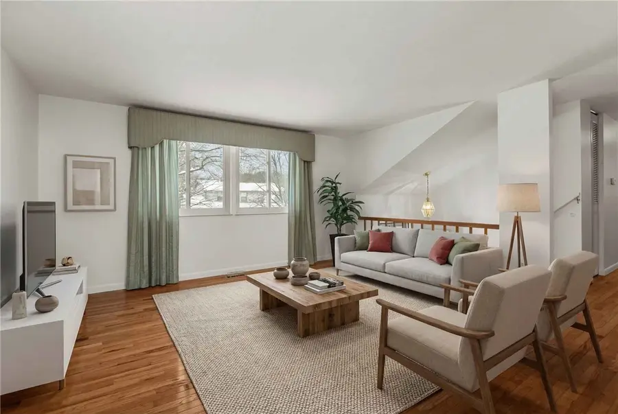 8470 Coventry Dr, Allison Park, PA 15101 - Image #3