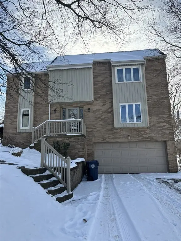 132 Skyview Dr, Penn Twp, PA 15644