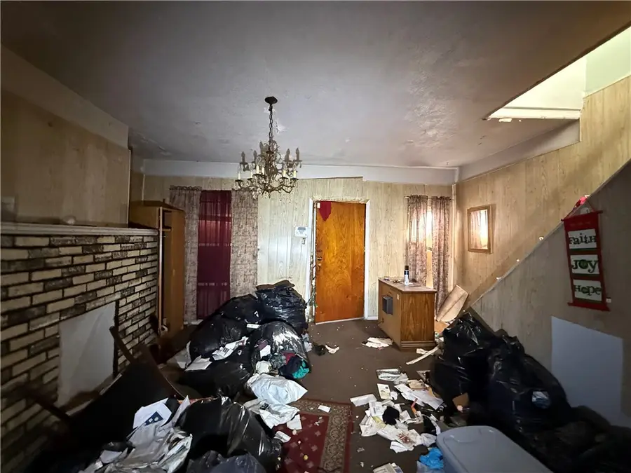 211 Division St, Braddock, PA 15104 - Image #3