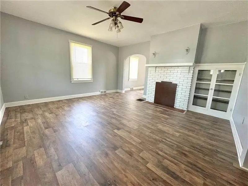 805 Stambaugh Ave, Sharon, PA 16146 - Image #3