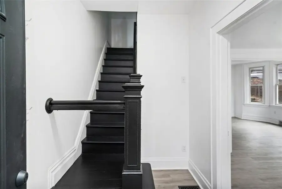 4022 Oswald St, Pittsburgh, PA 15212 - Image #3