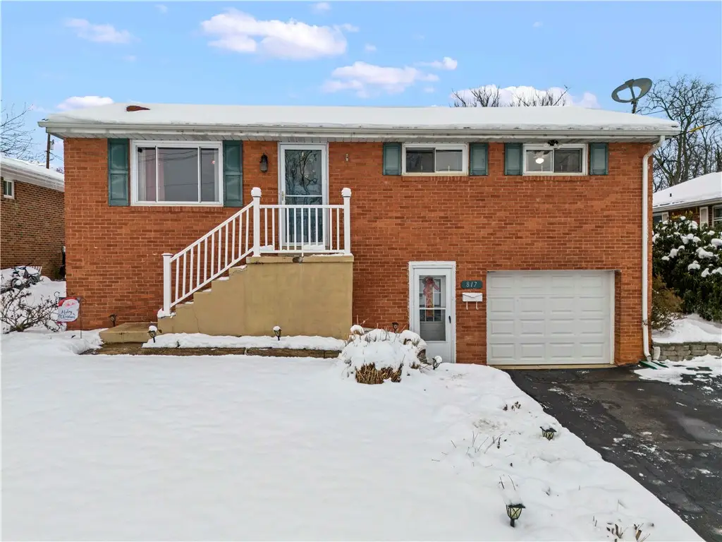 817 Gladden Road, Canonsburg, PA 15317 - Image #1