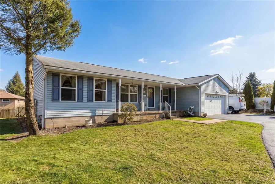 38 Roxbury Rd, Braddock Hills, PA 15221 - Image #2