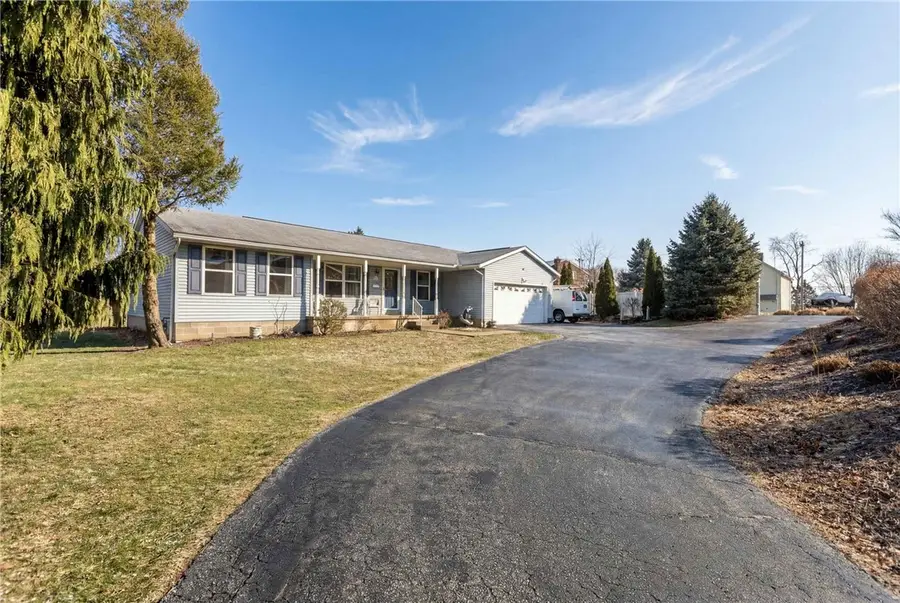 38 Roxbury Rd, Braddock Hills, PA 15221 - Image #3