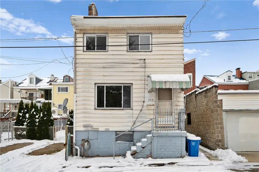 353 Cedarville St, Bloomfield, PA 15224 - Image #2