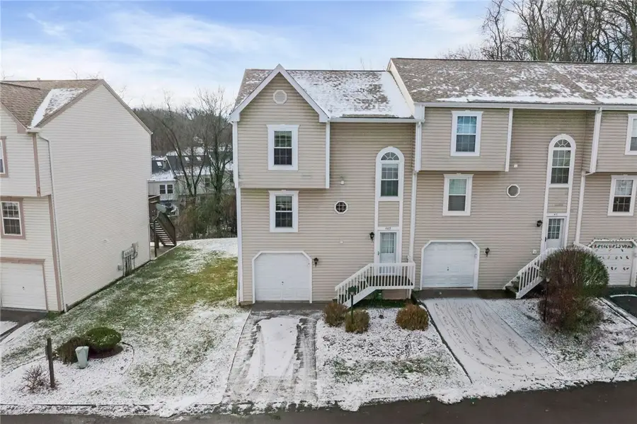 409 Redwood Ct, Ross Township, PA 15202 - Image #2