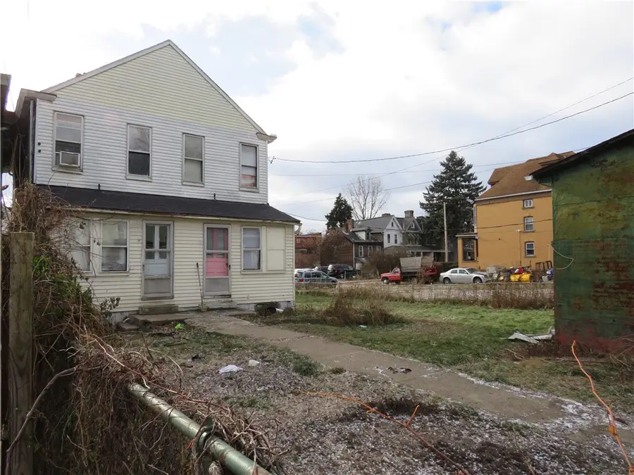 123 Rochelle St, Pittsburgh, PA 15210 - Image #2