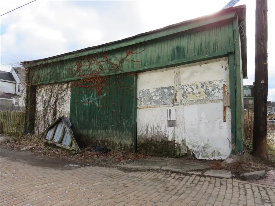 123 Rochelle St, Pittsburgh, PA 15210 - Image #3