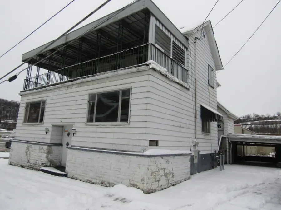 240 E College St, Canonsburg, PA 15317 - #3