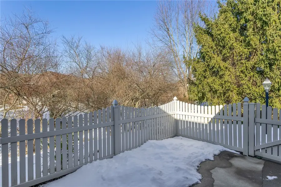 153 Cambridge Dr, Harwick, PA 15049 - Image #3