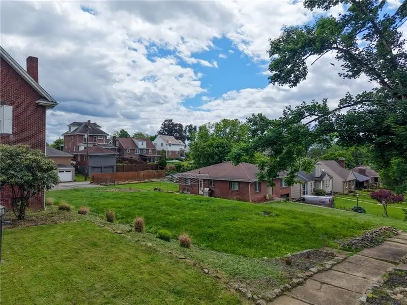 1202 Cambridge St, Natrona Heights, PA 15065 - Image #1