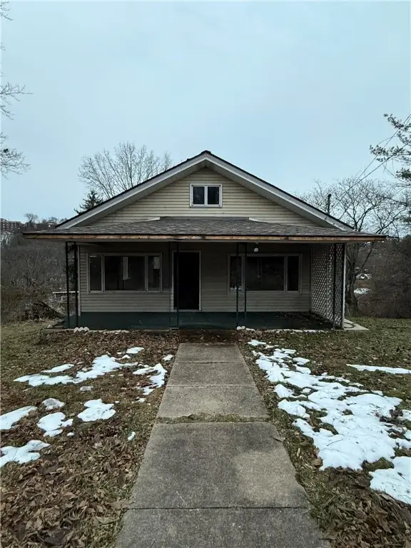 128 Pointview Rd, Brentwood, PA 15227 - Image #2