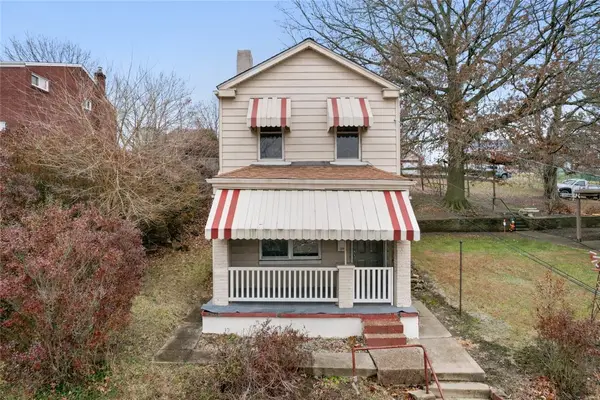 4229 Bristol St, Greenfield, PA 15207