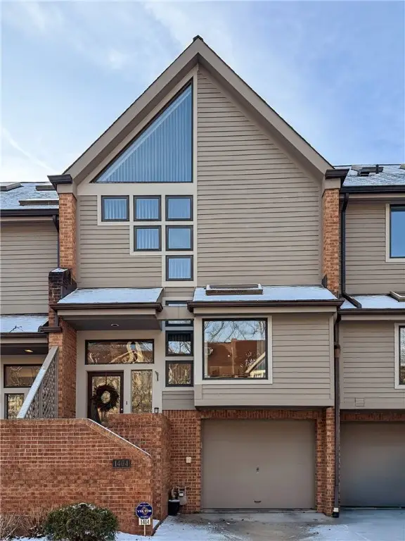 1404 Towne Square Dr, Allison Park, PA 15101 - Image #1