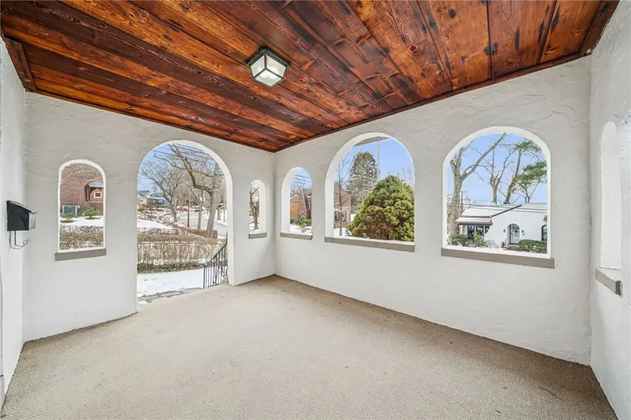 25 Jonquil Pl, Mount Lebanon Township, PA 15228 - Image #2