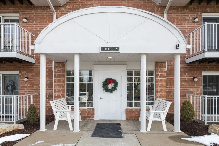 104 Clubhouse Dr #104, South Strabane Township, PA 15301 - Image #2