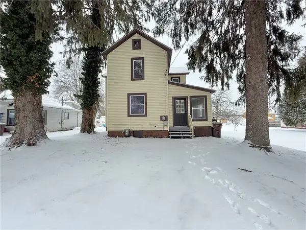 570 High St, Conneaut Twp, PA 16316