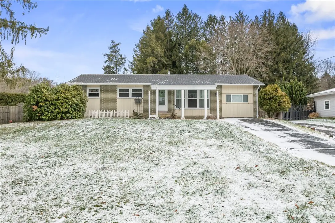 7 Hemlock Dr, Hempfield, PA 16125 - #1