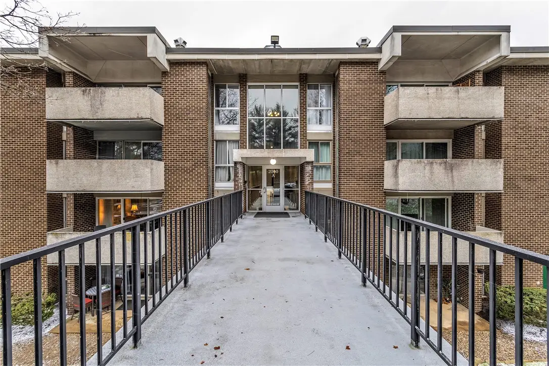 2401 Charlemagne Cir, Ross Township, PA 15237 - Image #1