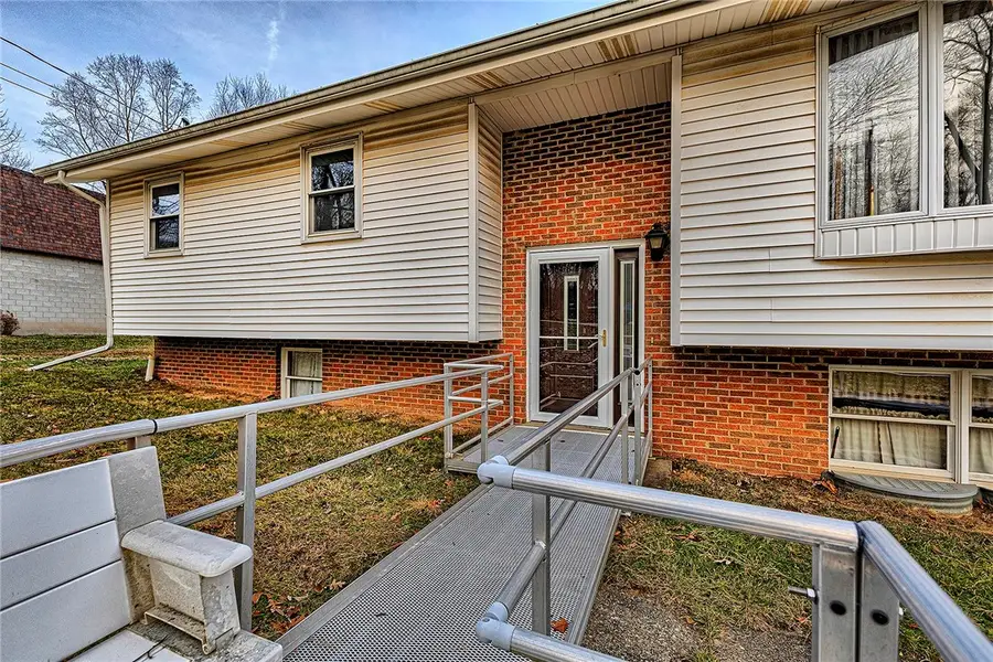 392 Longs Road, Unity, PA 15650 - Image #2