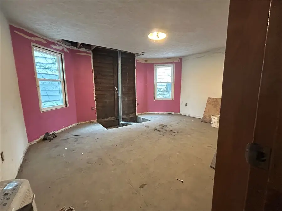 849 Rebecca Ave, Wilkinsburg, PA 15221 - Image #3