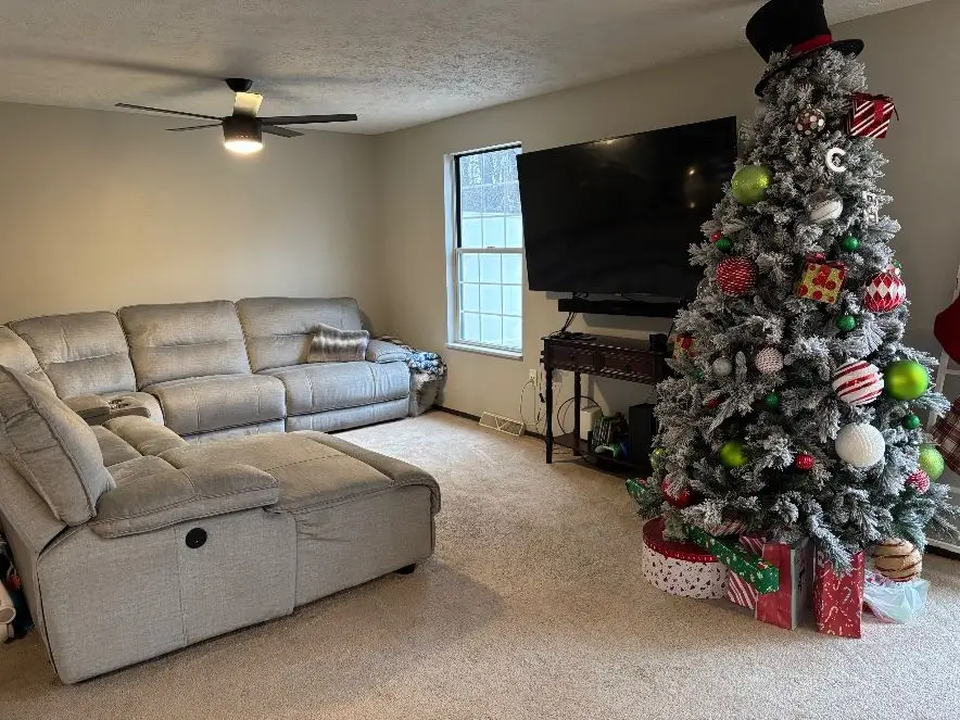 1001 Timberglen Drive, North Fayette, PA 15126 - Image #3