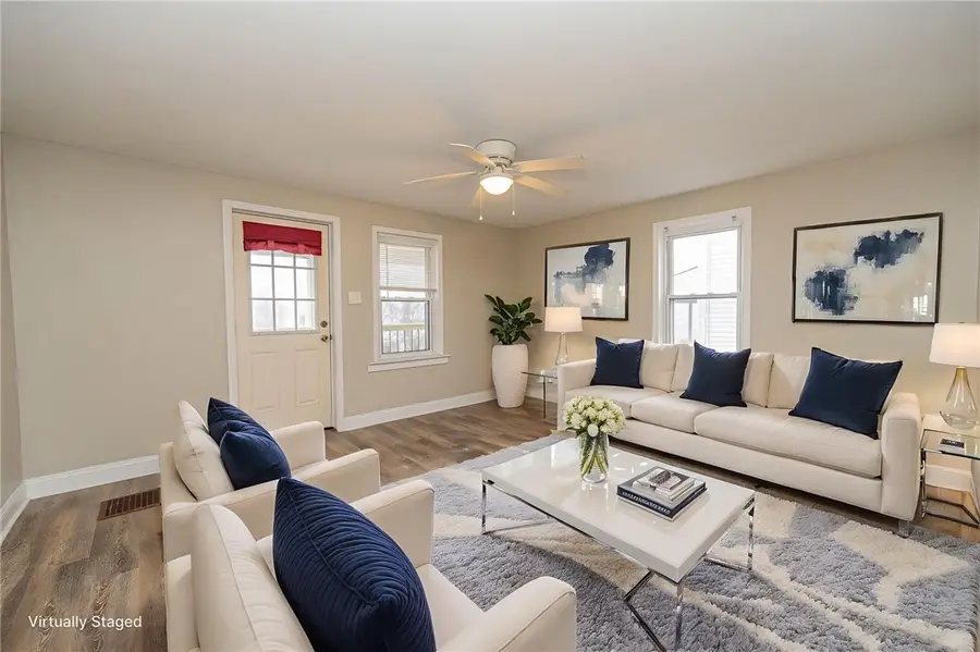 105 Washington St, Mount Pleasant, PA 15666 - #3