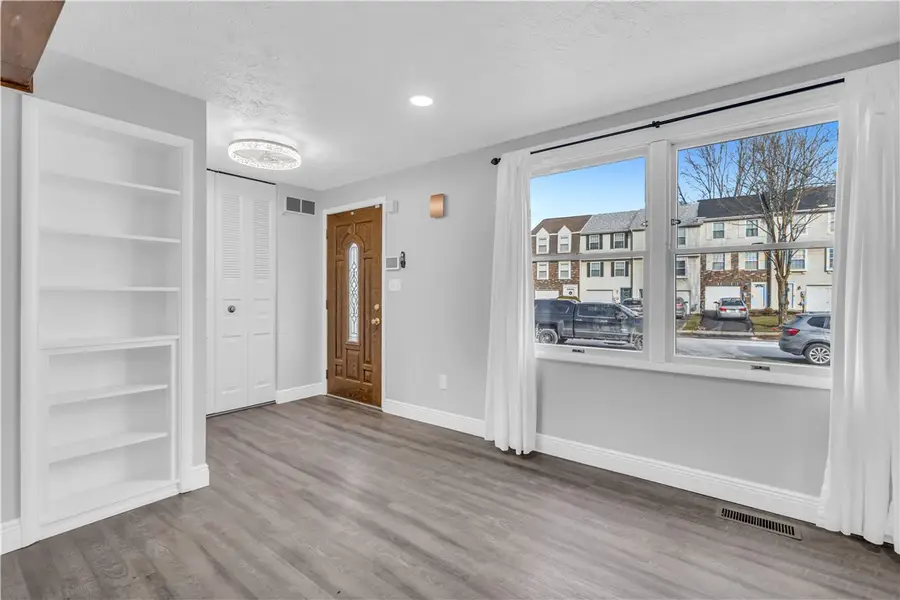 147 Meadow Gap Dr, Monroeville, PA 15146 - Image #3