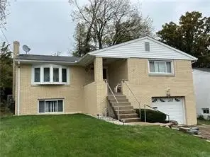 5719 Keefe St, Lincoln Place, PA 15207