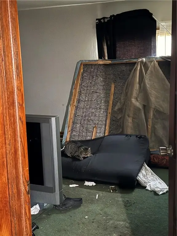 1142 Hamilton Ave, Farrell, PA 16121 - Image #3