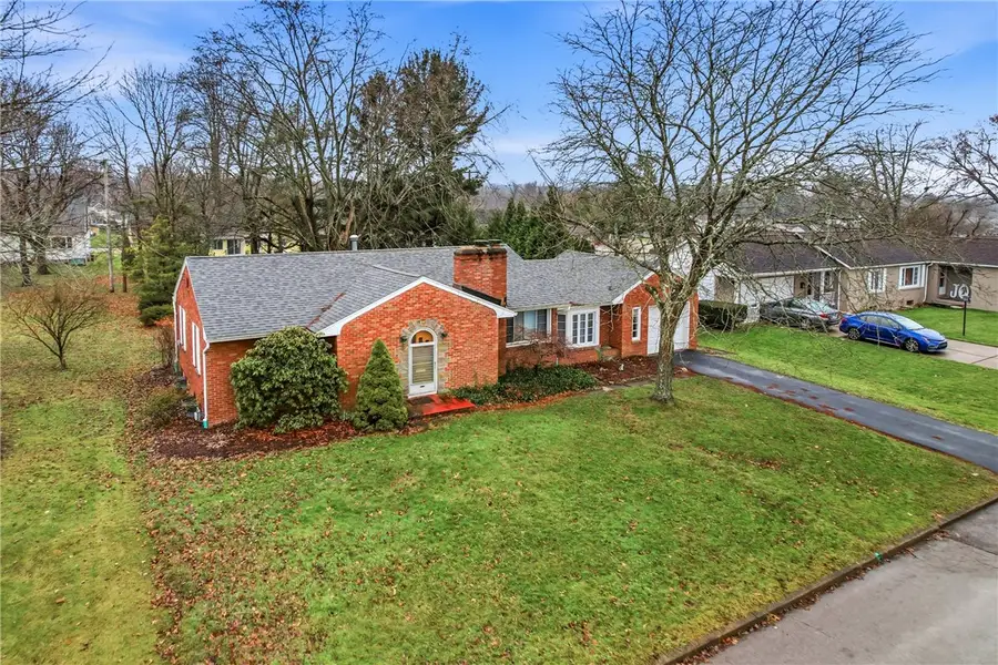 359 Koehler Dr, Sharpsville, PA 16150 - Image #3