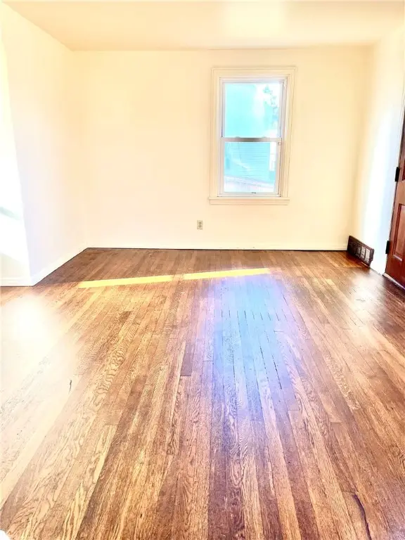 216 Bettis Rd, Dravosburg, PA 15034 - Image #2