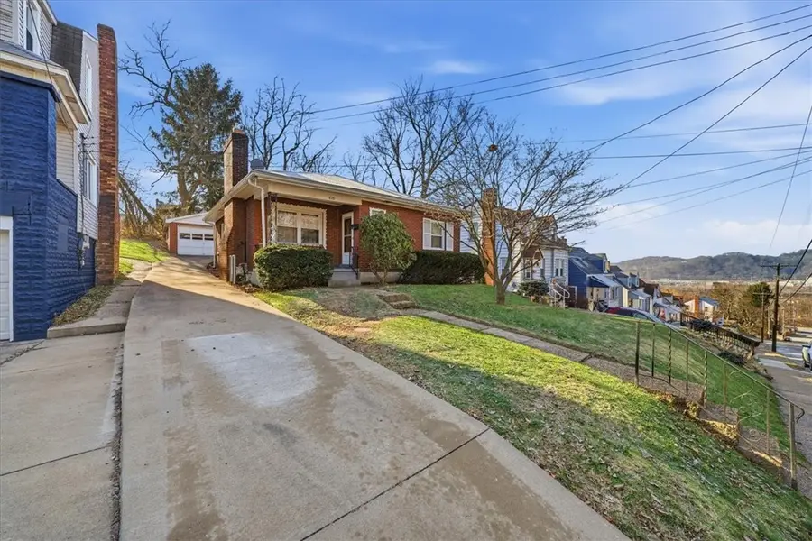 828 Dearborn St, Harmony, PA 15005 - Image #2