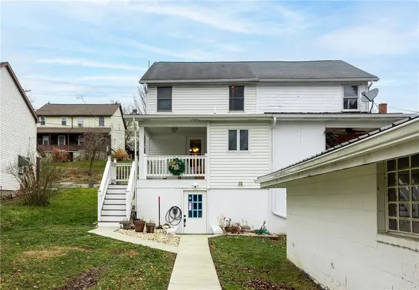 14 Franklin St, Cokeburg, PA 15324