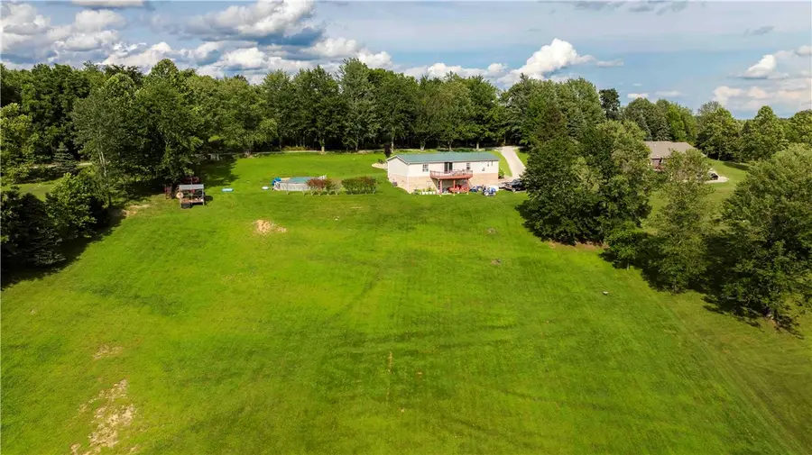 175 Warne Ln, South Franklin, PA 15301 - Image #2