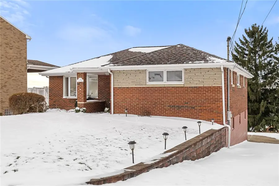 14 Scholar Dr, Baldwin, PA 15236 - Image #3