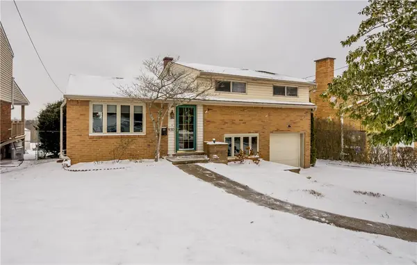 930 Lindsay Rd, Scott Twp, PA 15106