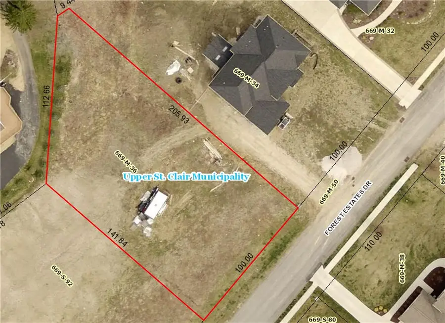 421 Forest Estates Dr, Upper Saint Clair, PA 15241 - Image #2