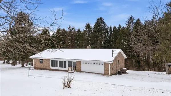 353 Thompson Hill Road, Independence, PA 15001