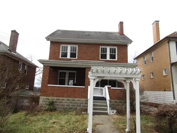 3825 Atkins St, Brighton Heights, PA 15212