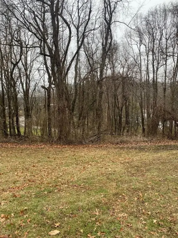 000 Woodham Rd, Leet, PA 15143 - Image #2