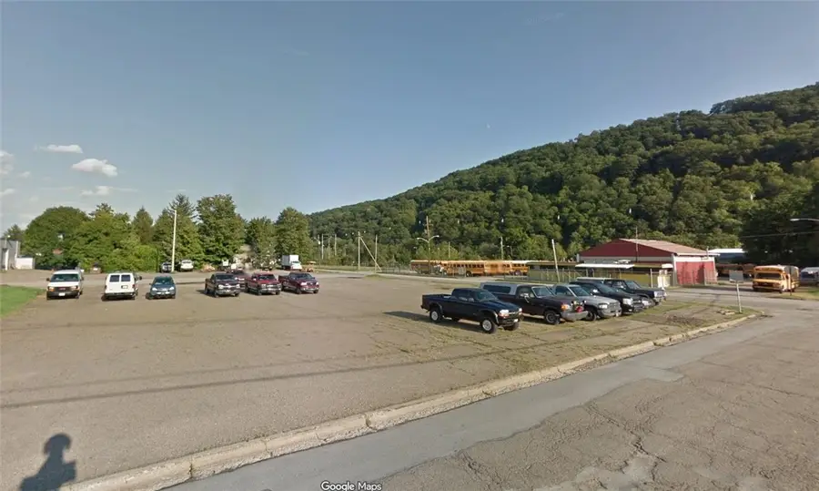 110 Brown Avenue, Franklin, PA 16323 - Image #3