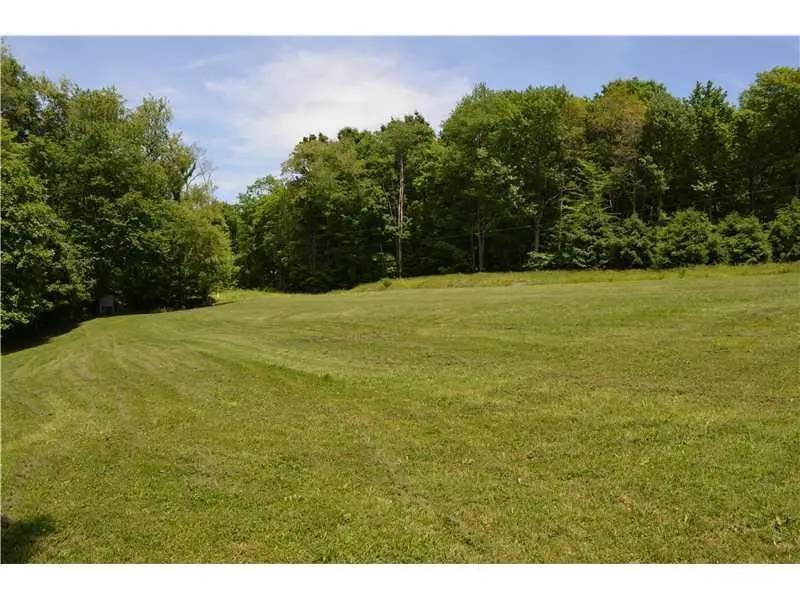 332 Lessig Rd, Gilpin, PA 15656 - Image #2